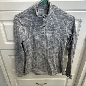 Lululemon Athletica Women’s Define, SpaceDye, Grey, Size 6